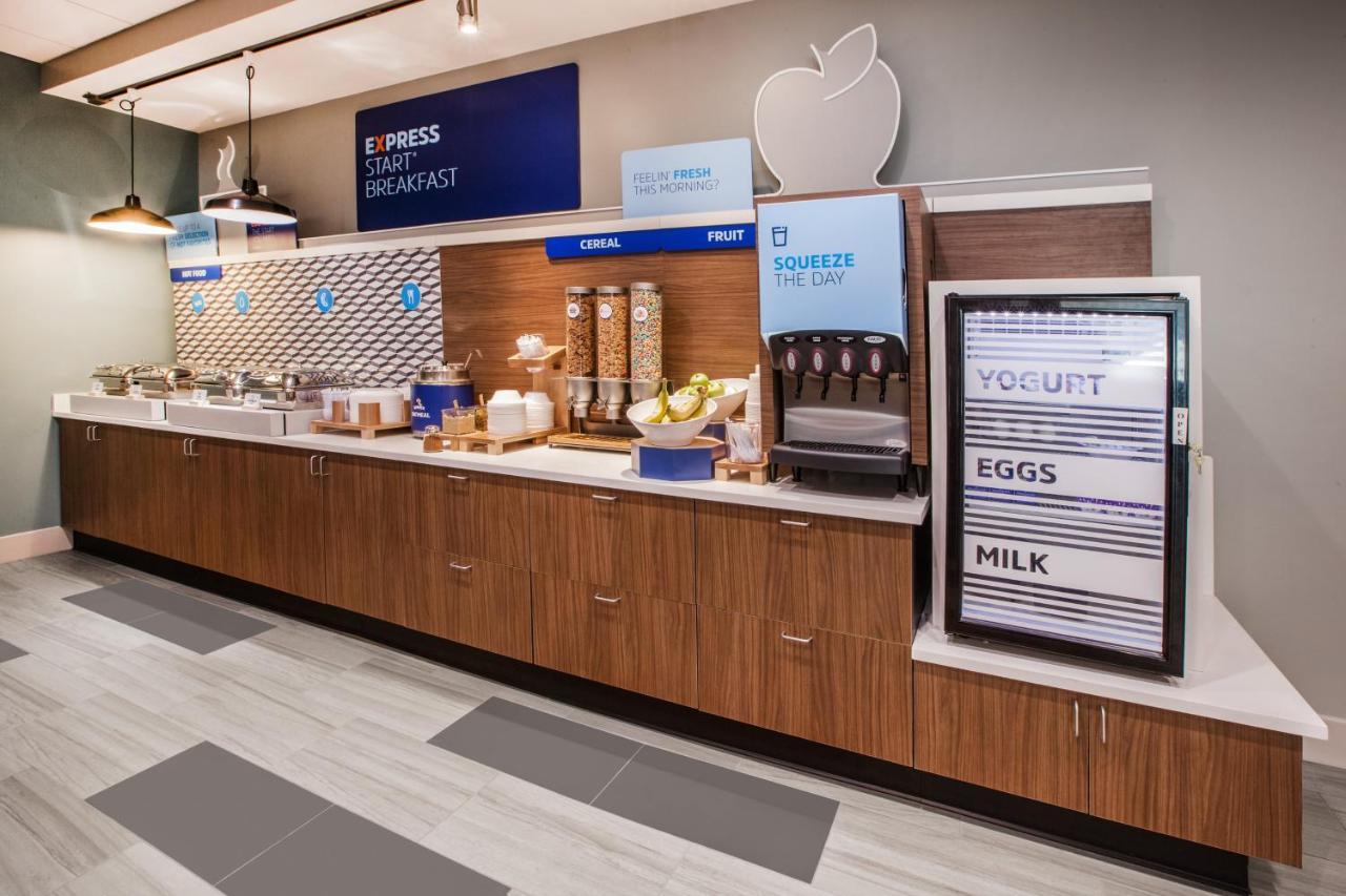 Holiday Inn Express & Suites - Grand Rapids South - Wyoming By Ihg Kültér fotó